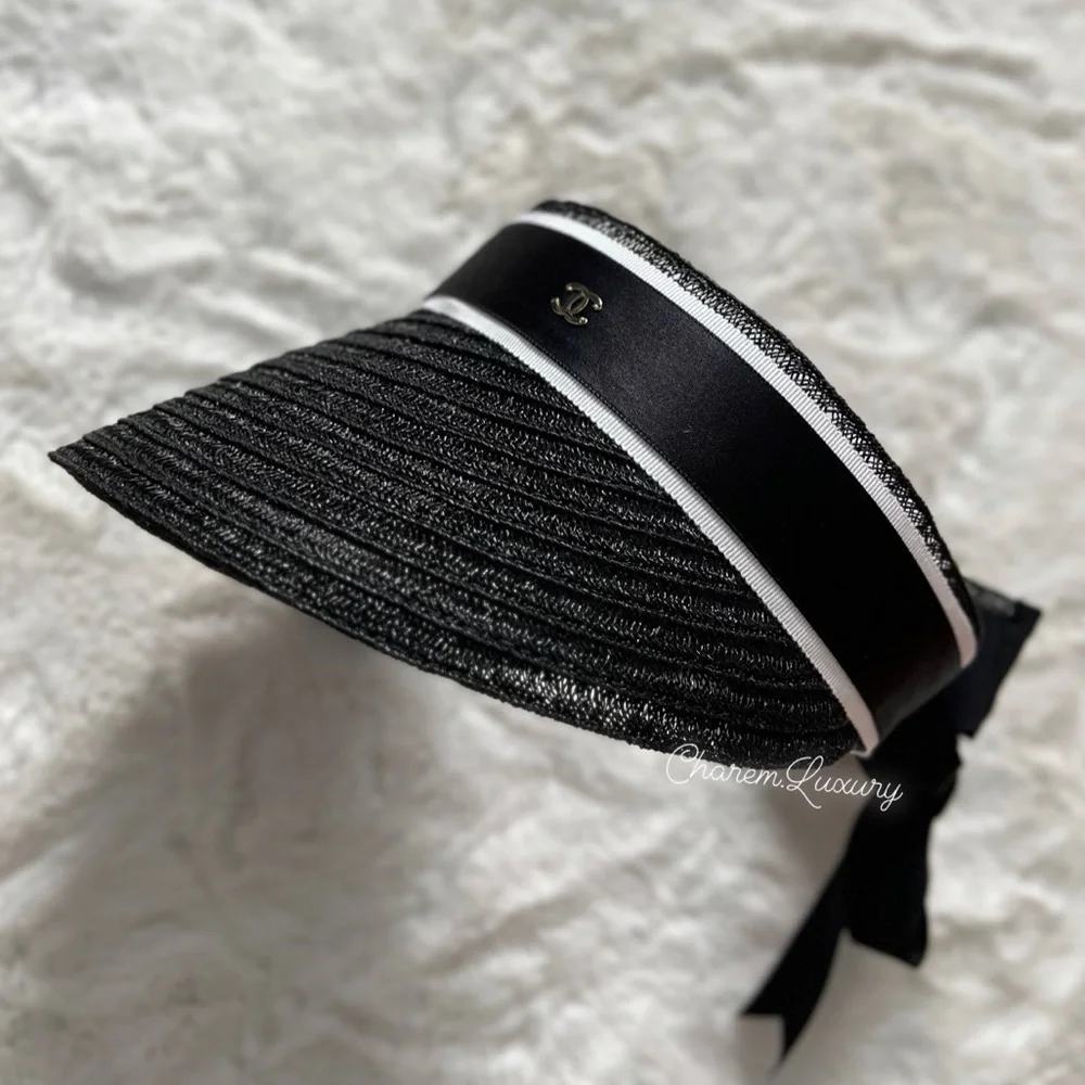 Brand NEW! 🖤 Chanel Sun Visor CC gold Logo 🖤 black white trim M Size Women Hat - Picture 4 of 8